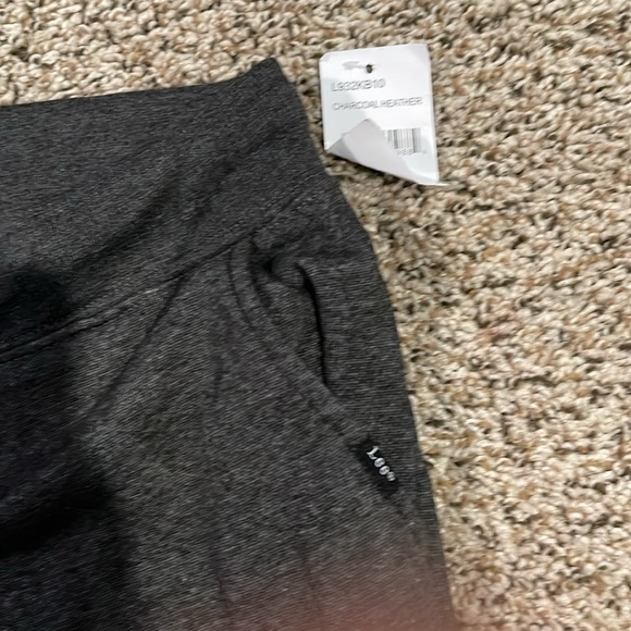 Boys size 10/12 sweatpants - Picture 3 of 6